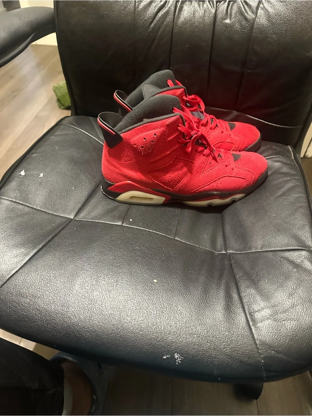 Jordan Men's Athletic Shoes Red and Black